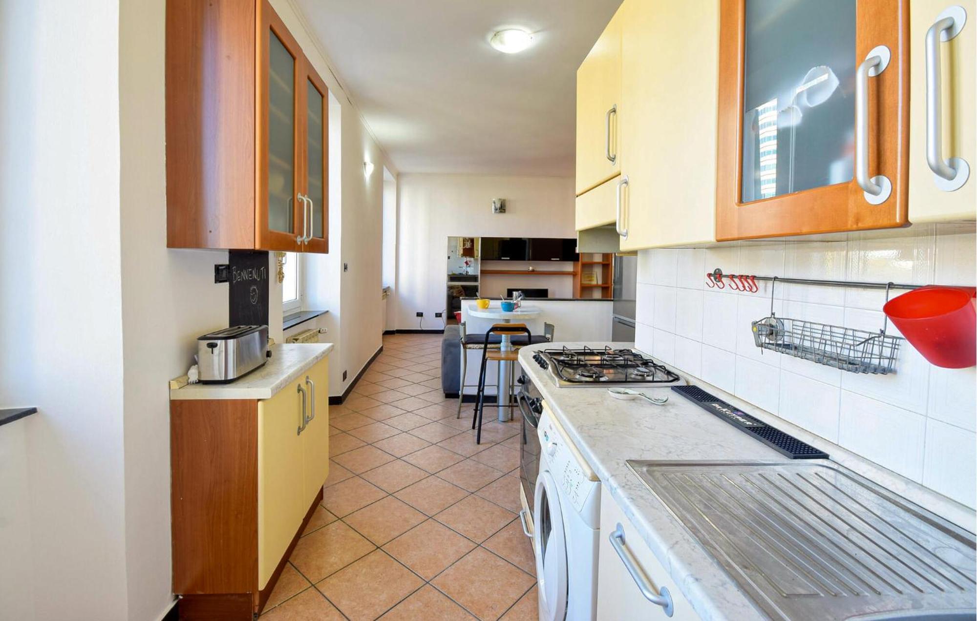 Apartment 2 Bedroom In Genua